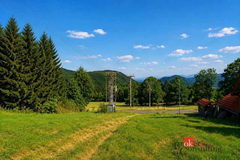 POZEMOK S KRÁSNYM VÝHĽADOM NA HORY | KORDÍKY | 1 117 m²