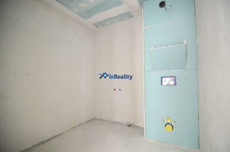 3-izbový byt s balkónom v Rezidencii Madone - Stavebná miestnosť v 3-izbovom byte s prípravou na inštaláciu sanity.