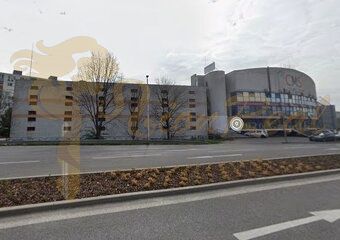 Garáž na ul. Pečnianska, Petržalka - Garáže na Pečnianskej ulici v Bratislave - Petržalke s overeným certifikátom.