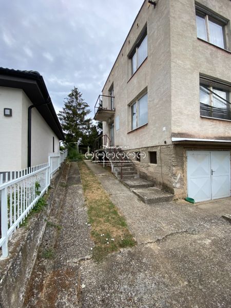 Na predaj priestranný rodinný dom v tichej lokalite 