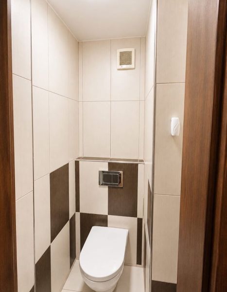 4,5- izbový mezonet na ulici Saratovská - Kúpeľňa v 5 a viac izbovom byte s keramickými obkladmi a závesným WC.