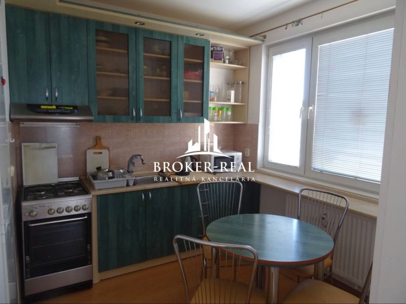 ZNÍŽENÁ CENA 1 - izbový byt Košice -Varšavská