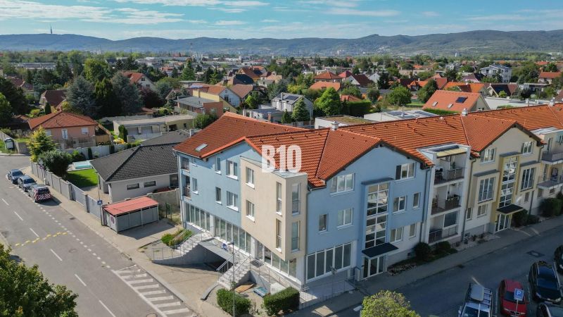 2-IZBOVÝ BYT S GARÁŽOVÝM STÁTÍM, BALKÓNOM A VÝHĽADOM NA KARPATY | VAJN