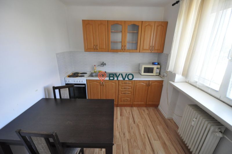 1-IZBOVÝ BYT V DUBNICI NAD VÁHOM – 34 m², 3. POSCHODIE, ČIASTOČNE ZARI