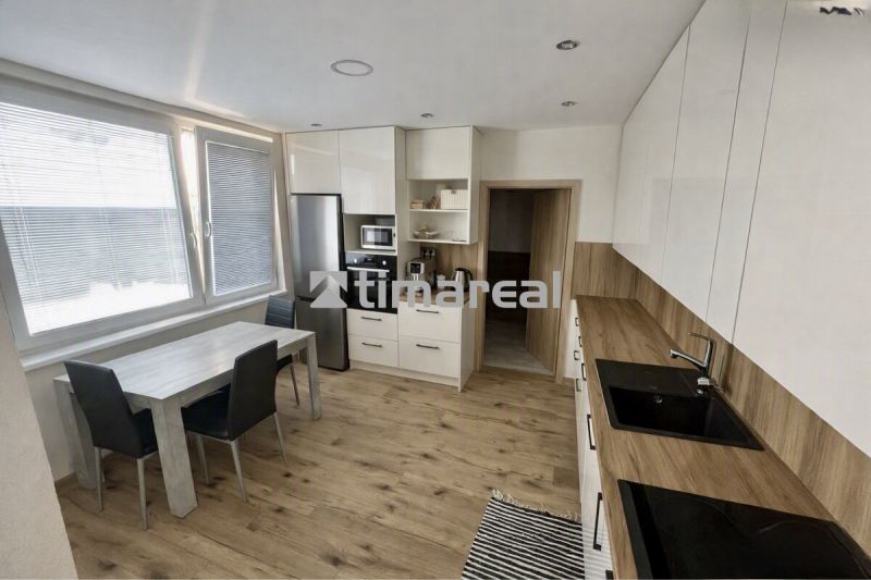 * 3i byt po rekonštrukcii, 73m2, Hlohovec