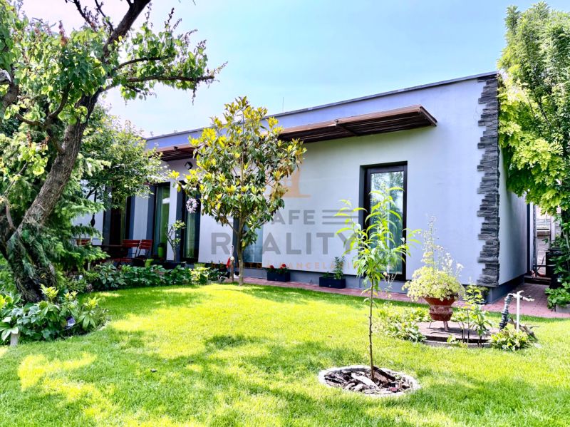 Na predaj rodinný dom, 5 izbový bungalov, Zálesie, Dolnomajerská ul.