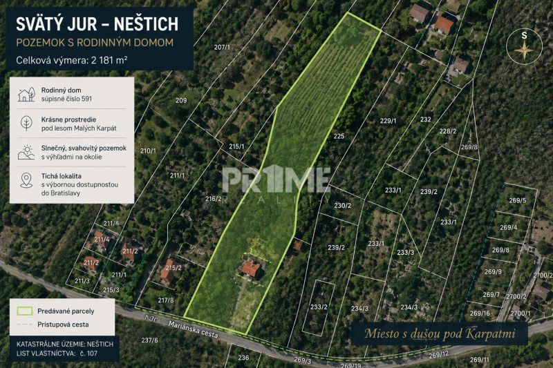 Jedinečný pozemok s domom pod lesom vo Svätom Jure – Neštich  - Letecký pohľad na pozemok na Mariánskej ceste v Svätom Jure medzi rodinnými domami.