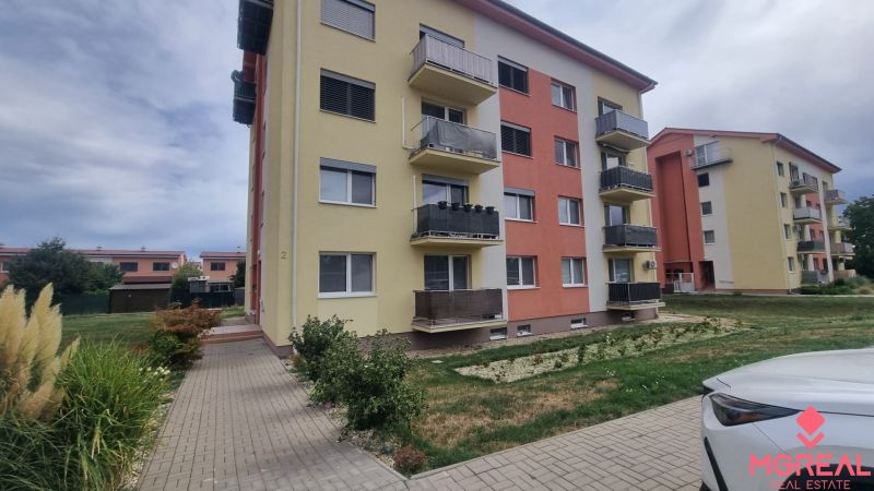 2 izbový byt Ivanka pri Nitre s parkovacím miestom