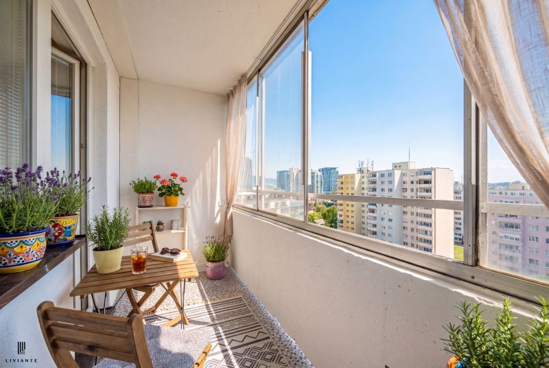 PREDAJ – veľkorysý 3i byt, 89 m², lodžia a garáž, Jégého, Ružinov