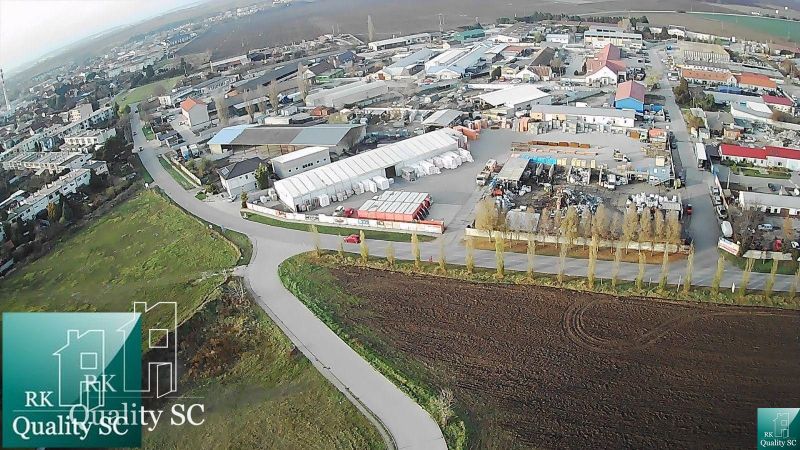 SENEC - NA PREDAJ stavebný pozemok pre šport a rekreáciu aj pre develo - Letecký pohľad na priemyselnú zónu v oblasti Slnečné jazerá SEVER, Senec, Pozemky - bývanie.