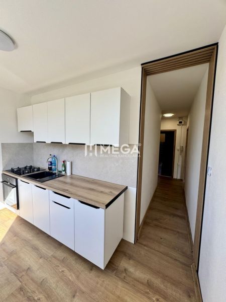 Na prenájom 1-izbový byt s balkónom na Košickej ulici v Humennom