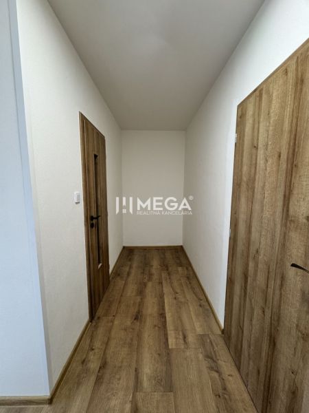 Na prenájom 1-izbový byt s balkónom na Košickej ulici v Humennom