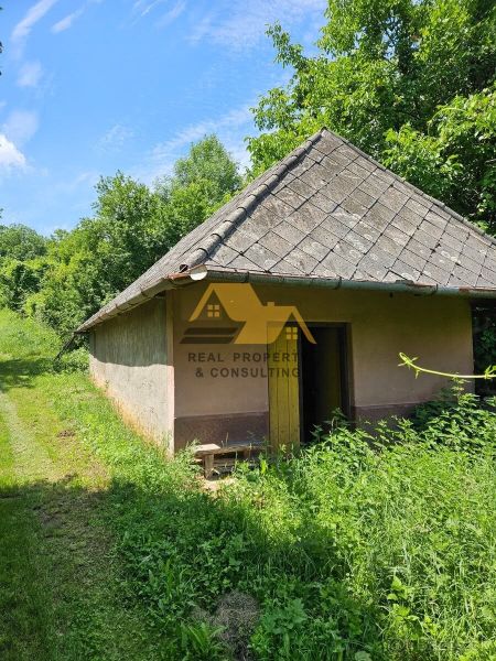 Predám vidiecky dom v obci Kamenica nad Hronom