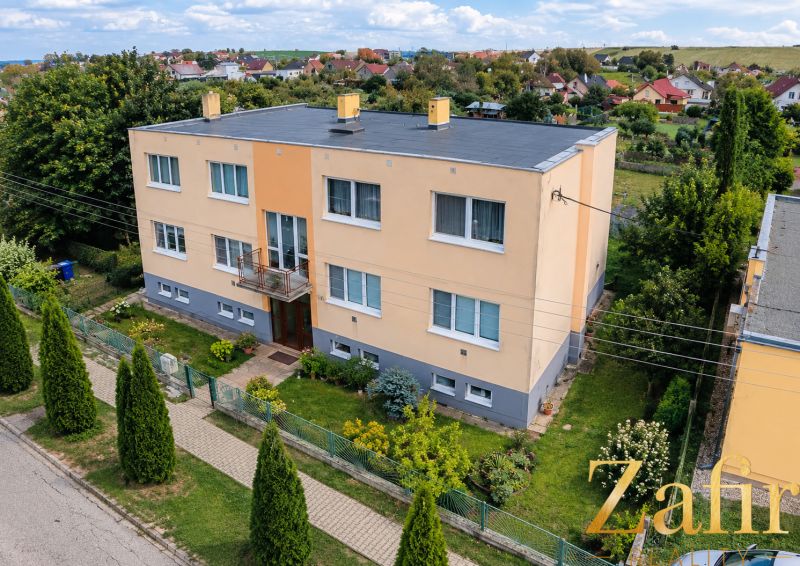 ZAFIR•JEDINEČNÝ 3i BYT SO ZAHRADOU A PIVNICOU , Kľačany