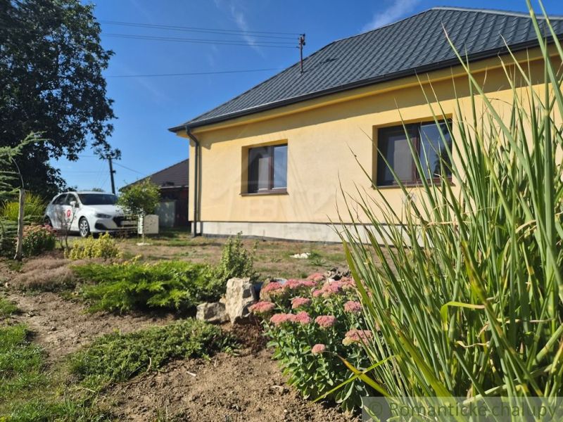 Rodinný dom v tichej príjemnej lokalite v obci Hruboňovo - pozemok 179