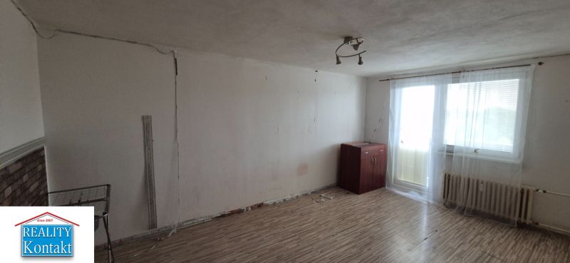Na PREDAJ 1-izbový byt s balkónom - Nové Zámky