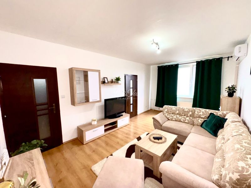 PRENÁJOM- zariadený 2-izbový byt, 66 m² v Šuranoch
