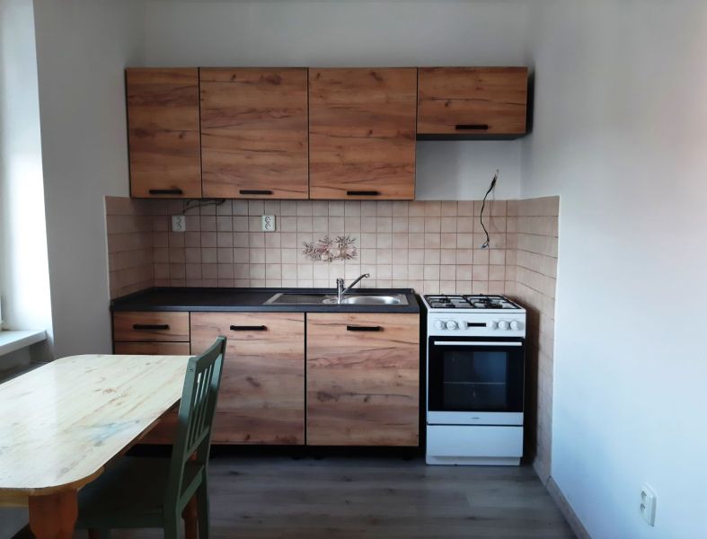 Na prenájom útulný 2 izbový byt s balkónom od 1. novembra