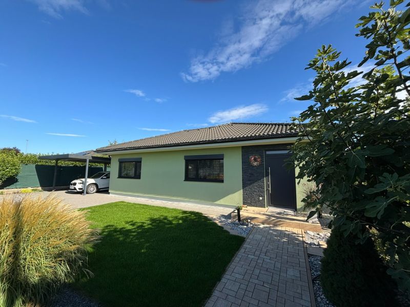 ** NOVOSTAVBA S KRBOM ** 4 izb. RD, ÚP 130m2, pozemok 584m2 – FIGOVÁ