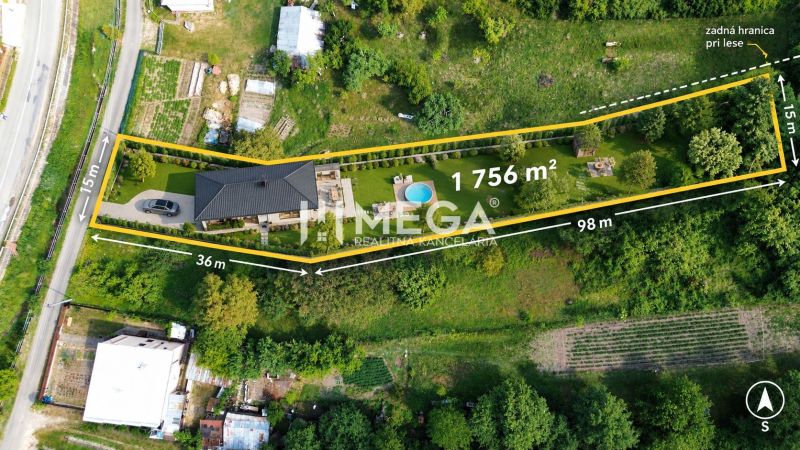 AKTUALIZOVANÁ CENA NA PREDAJ STAVEBNÝ POZEMOK - TURCOVCE - Letecký pohľad na pozemky - bývanie v Turcovciach s rozlohou 1756 m² a bazénom.
