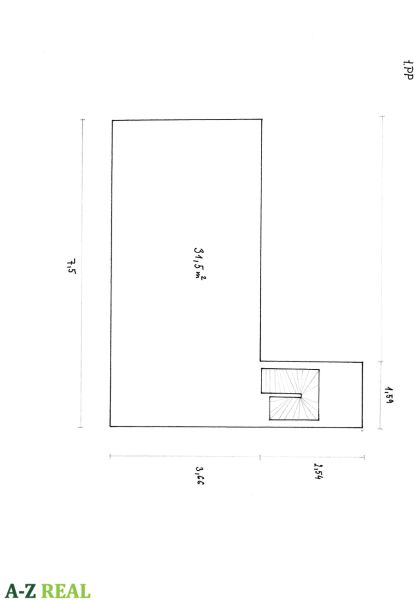 Na predaj obchodný priestor, 88,54 m2, Staré Mesto - pešia zóna. - Pôdorys obchodných priestorov s rozlohou 31,5 m² so schodiskom.