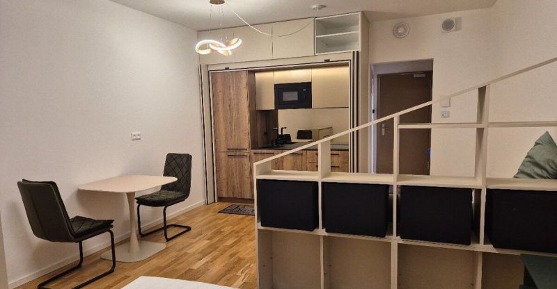 1, 5-izbový byt v projekte Metropolis s výhľadom na Bratislavský hrad –