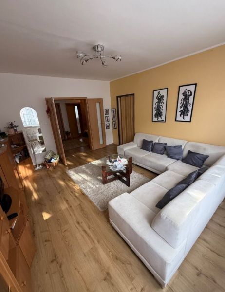 Na prenájom zariadený 5-izbový byt – Javorová ul., Solinky