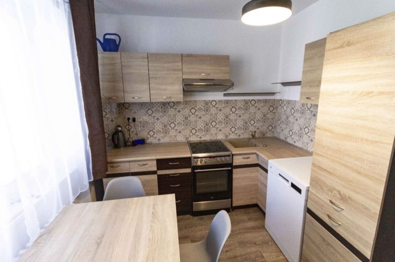 Prenajom 2-izb byt - Bulvar