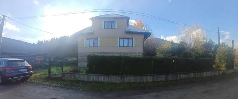 Rodinný dom s veľkým investičným pozemkom v Terchovej