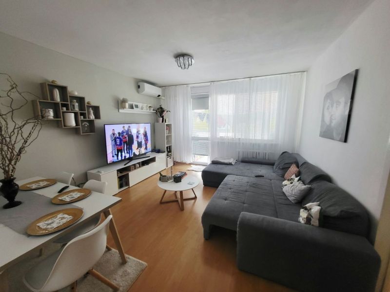 4-IZBOVÝ BYT NA KVP – 100 m² / 2 loggie / Cottbuská KVP Košice