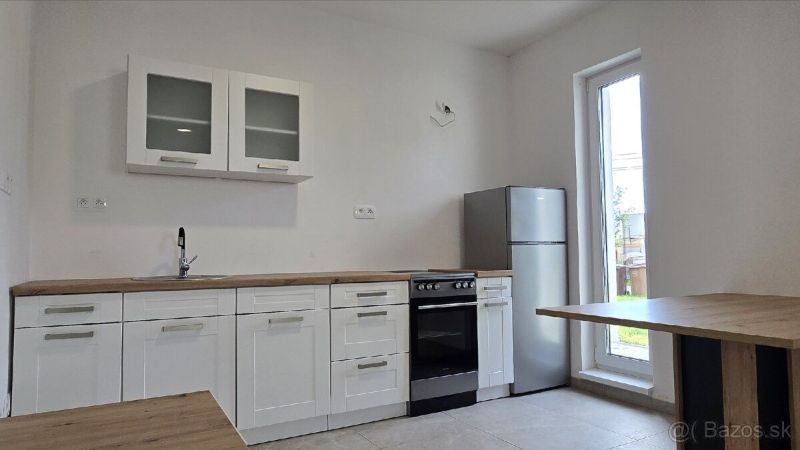 Na prenájom moderný 2-izbový byt s balkónom – Prešov, Jána Pavla ll