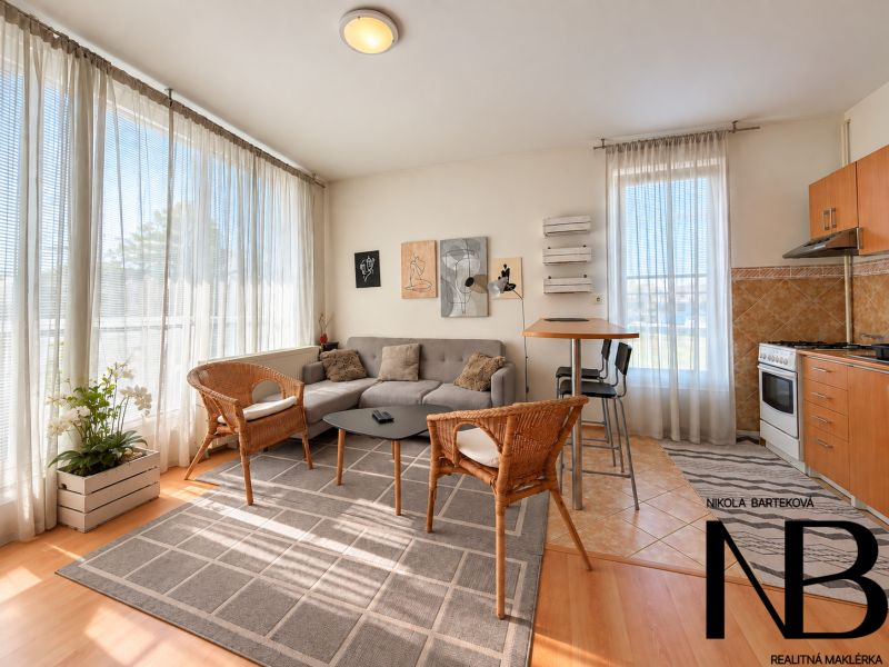 Na prenájom 2-izbový byt, kompletne zariadený, Trenčín – Orechové