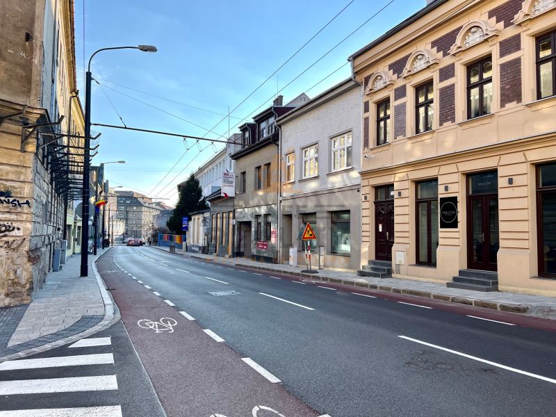 Na predaj parkovacie miesto, Beskydská, Bratislava, Staré Mesto