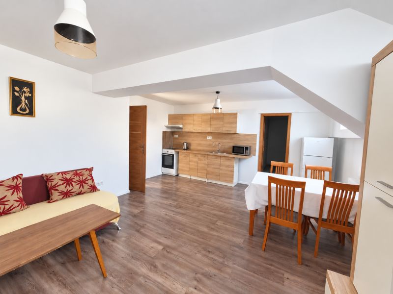 2 izbový byt Motešice 69m2 - prenájom