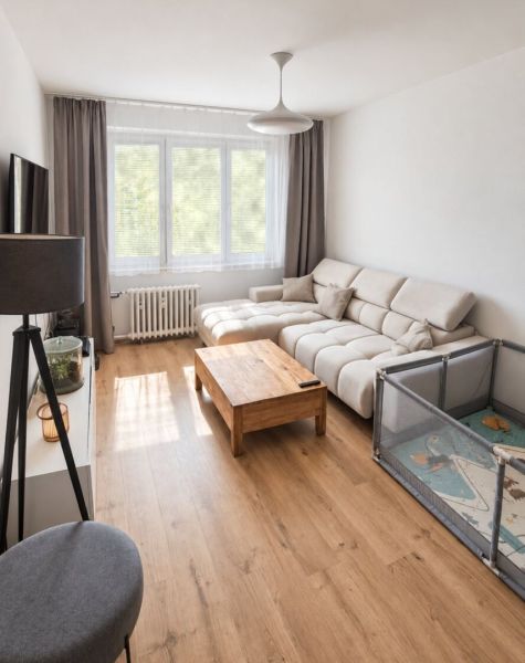 Moderný 2 izbový byt v Ružinove