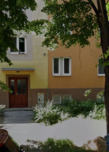 Bývajte úsporne a podľa svojich predstáv 2izb byt v Komárne