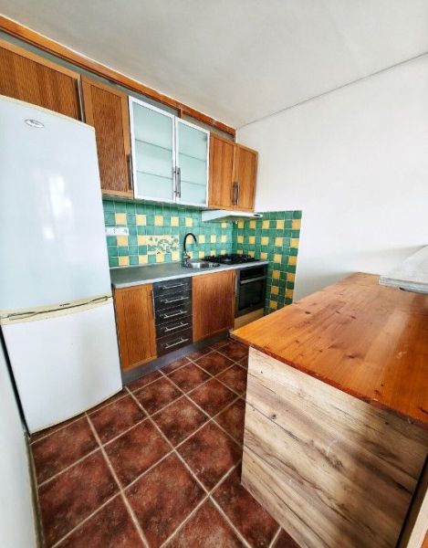 3-IZBOVÝ BYT PO REKONŠTRUKCII VO VRÁBĽOCH – SÍDLISKO LÚKY