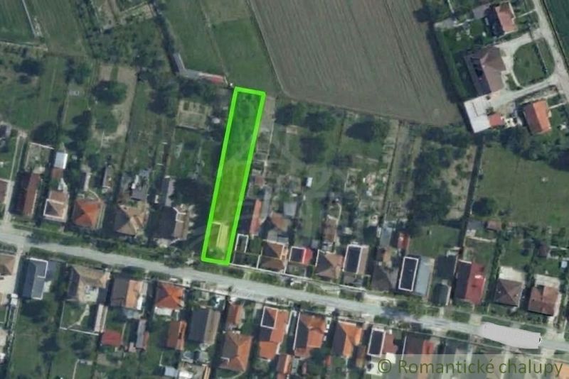 Stavebný pozemok 860 m2 v obci Košúty pri Sládkovičove na predaj