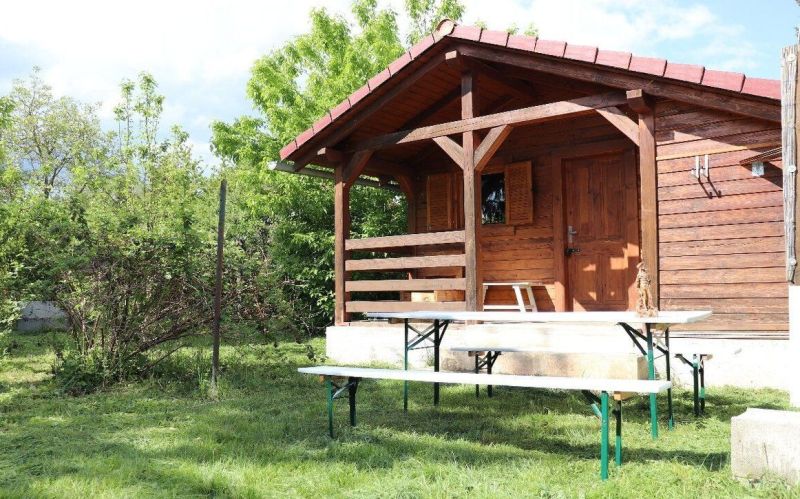 PREDAJ - Záhrada v lokalite Devínskej jazero