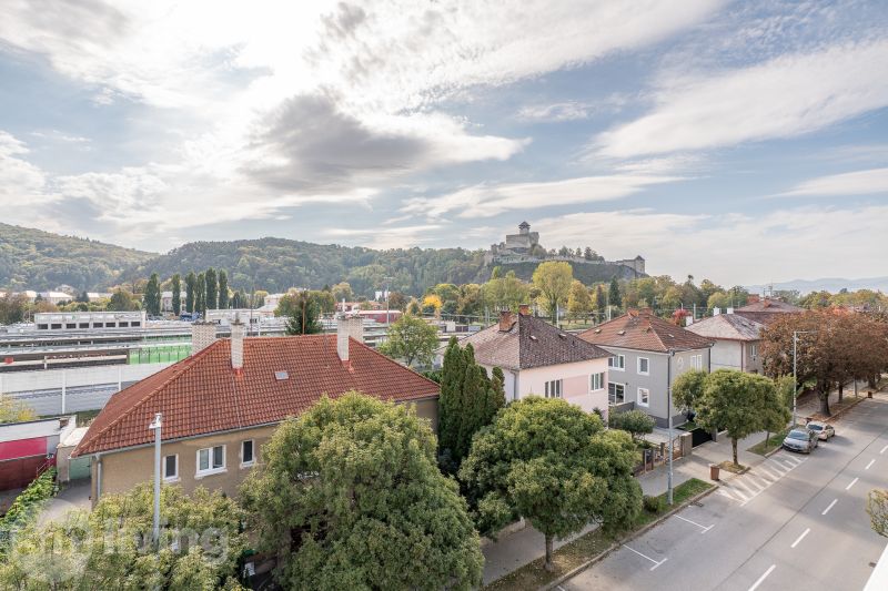 S VÝHĽADOM A POTENCIÁLOM – 3i BYT, 82 m² – SIHOŤ I, TN