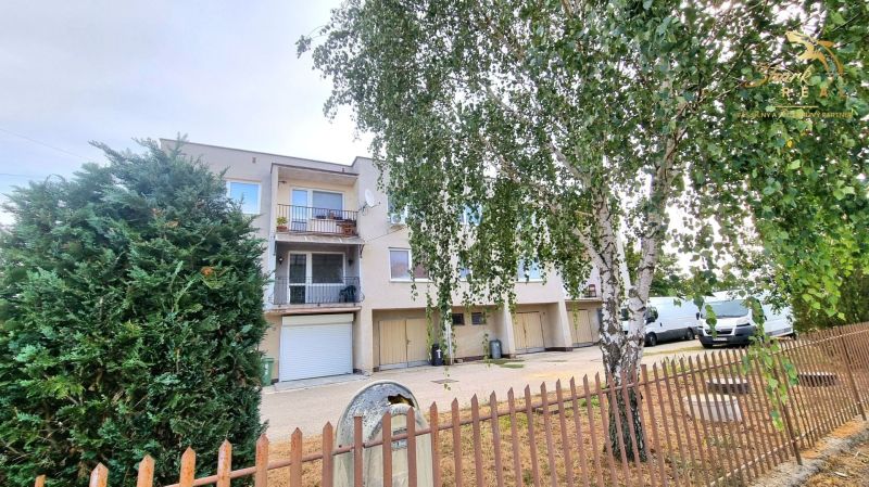 4-IZBOVÝ BYT PO KOMPLETNEJ REKONŠTRUKCII S GARÁŽOU A ZÁHRADKOU V OBCI