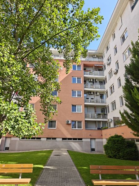 Predám 3i byt v Bratislave ul. Na Križovatkách Znížená cena