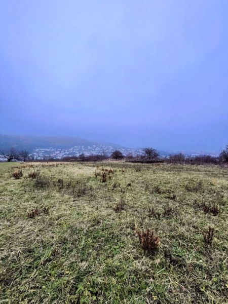 Na predaj stavebný/investičný pozemok s panoramatickým výhľadom na mes