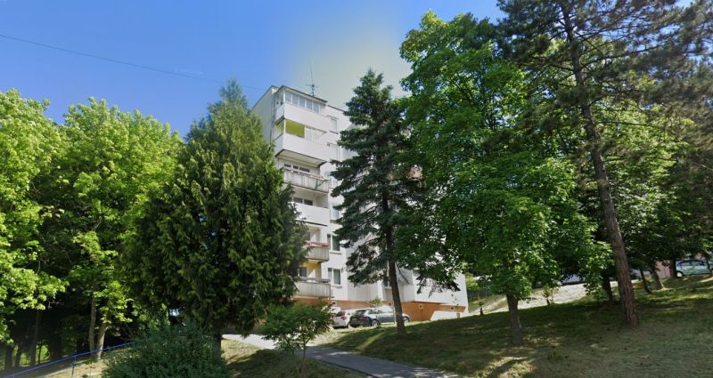 Na predaj 3 - izbový byt o výmere 67 m² na sídlisku 1.mája vo Vranove