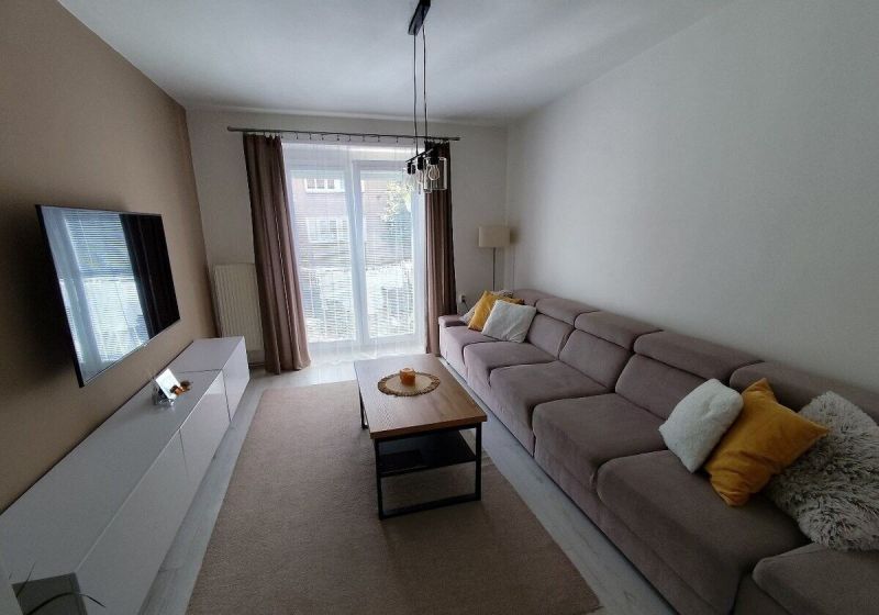 NA PREDAJ: Priestranný 2-izbový byt - 55 m² v centre Žiliny.