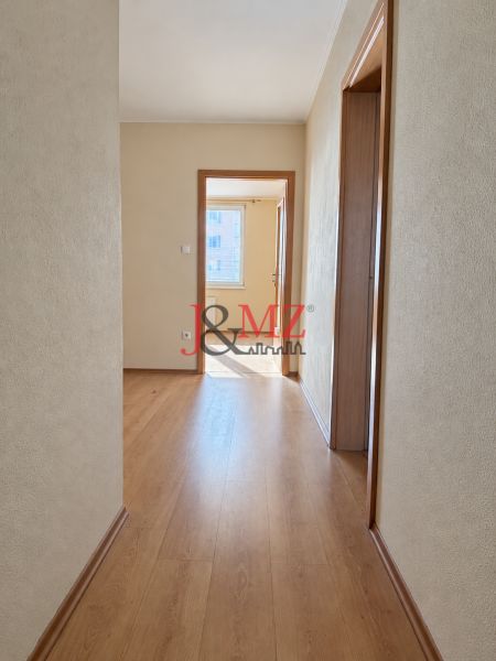 Priestranný 2-izbový byt - 61, 5 m², kpt. Nálepku