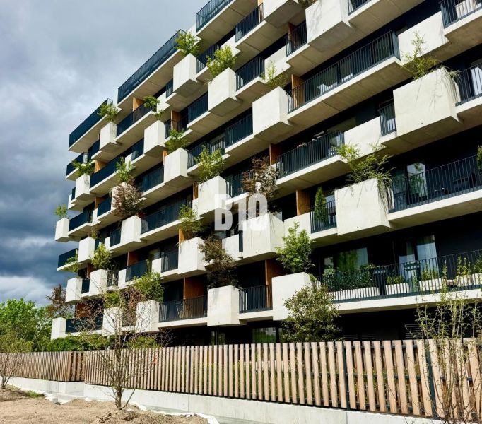 Kvetnica pod lesom - 128m2 rohový 4 izbový byt