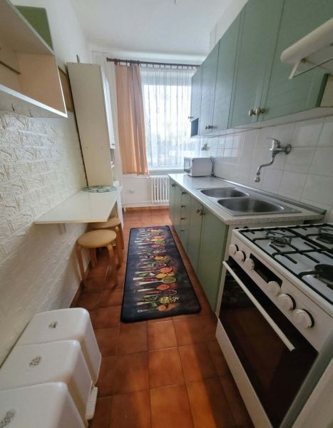 3, 5 - izbový byt na ulici Babuškova
