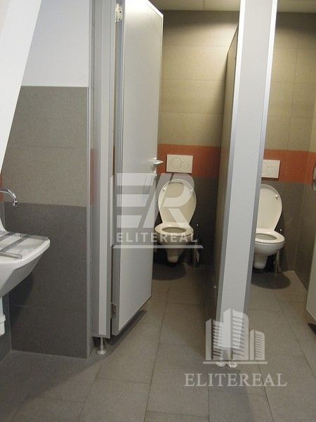 PESTOVATEĽSKÁ ul. - PCO kamerový systém, 24/7, wifi v budove - Ružinov - kanc-26-96-m2-pestovatelska-bratislava-ii-ruzinov-9.jpg