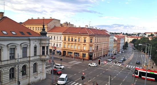 Porovnanie prenájmu bytu v Brne a Bratislave: rozdielna legislatíva, zvyklosti aj fungovanie trhu